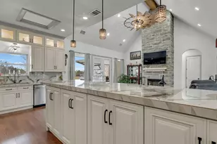 292 Oak Ridge Trail, Kingsland, TX 78639 - Photo 14