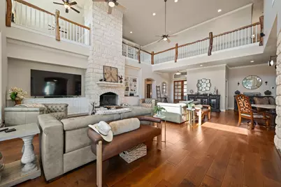 185 Shimmering Short Court, Spring Branch, TX 78070 - Photo 6