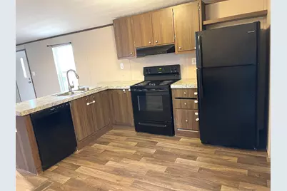 800 Collins, Llano, TX 78643 - Photo 8