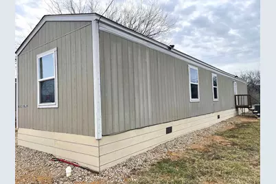 802 Collins, Llano, TX 78643 - Photo 2