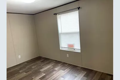 810 Collins, Llano, TX 78643 - Photo 8