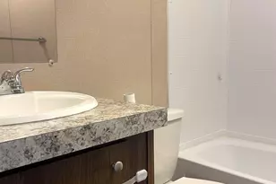 810 Collins, Llano, TX 78643 - Photo 12