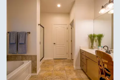 349 Firestone Dr, Meadowlakes, TX 78654 - Photo 10