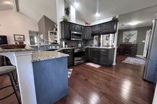 704 Amy Cir, Marble Falls, TX 78654 - Photo 8