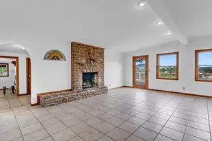 201 Acorn St, Burnet, TX 78611 - Photo 6