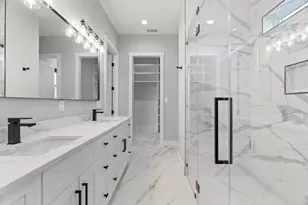 612 Broken Hills, Horseshoe Bay, TX 78657 - Photo 12