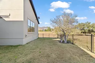 612 Broken Hills, Horseshoe Bay, TX 78657 - Photo 30