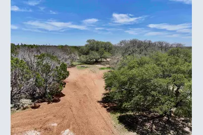 285 Donnie Drive, Lampasas, TX 76550 - Photo 10