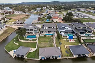 202 E Clearwater Dr, Kingsland, TX 78639 - Photo 16