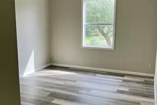 2203 25th St, Horseshoe Bay, TX 78657 - Photo 20