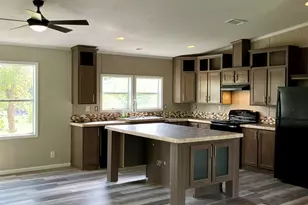 2203 25th St, Horseshoe Bay, TX 78657 - Photo 6