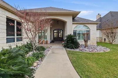 425 St. Andrews, Meadowlakes, TX 78654 - Photo 4