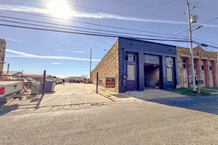 107 Market St, Llano, TX 78643 - Photo 1