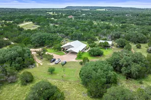 201 N Oak Vista Dr, Burnet, TX 78611 - Photo 30