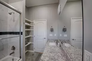 301 E Stonecastle Dr, Granite Shoals, TX 78654 - Photo 24