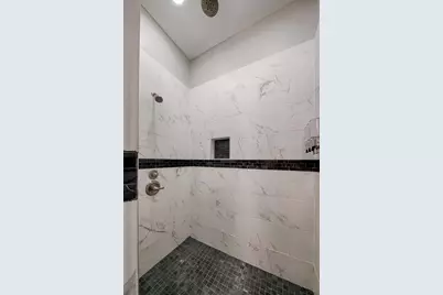 301 E Stonecastle Drive, Granite Shoals, TX 78654 - Photo 18