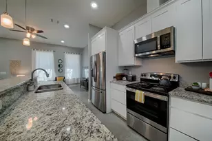 301 E Stonecastle Dr, Granite Shoals, TX 78654 - Photo 10