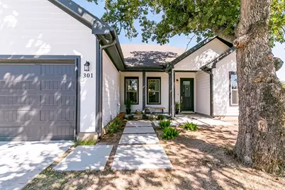 301 E Stonecastle Drive, Granite Shoals, TX 78654 - Photo 2