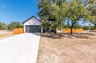 301 E Stonecastle Dr, Granite Shoals, TX 78654 - Photo 1