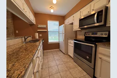 116 Dawn #B, Horseshoe Bay, TX 78657 - Photo 14