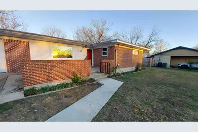 707 Lewis, Burnet, TX 78611 - Photo 2