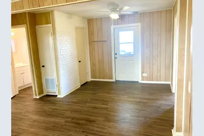 703 W Ollie Street, Llano, TX 78643 - Photo 8