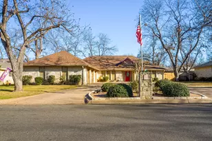 330 Columbine St, Meadowlakes, TX 78654 - Photo 2