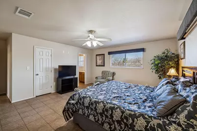 730 E Mather Street, New Braunfels, TX 78130 - Photo 14