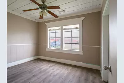 1004 Avon Ave, Llano, TX 78643 - Photo 18