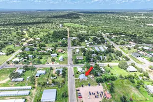 1004 Avon Ave, Llano, TX 78643 - Photo 26