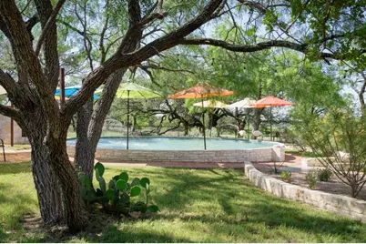 19348 US Hwy 281, Lampasas, TX 76550 - Photo 20