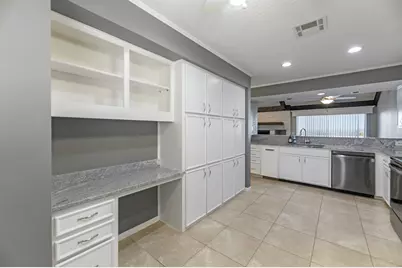 409 Hi There M, Horseshoe Bay, TX 78657 - Photo 6