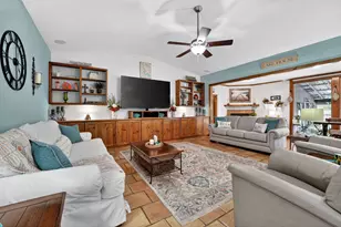 1104 Hill Cir W Dr, Granite Shoals, TX 78654 - Photo 16