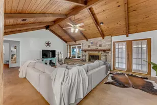 400 Robin Ln, Bertram, TX 78605 - Photo 4