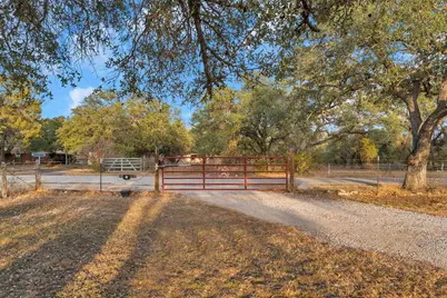 400 Robin Lane, Bertram, TX 78605 - Photo 2