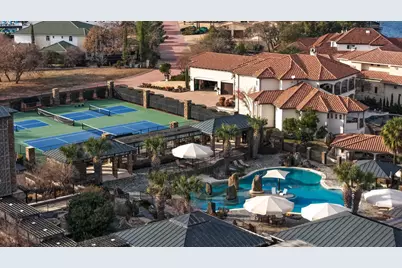 205 Dominion Drive, Horseshoe Bay, TX 78657 - Photo 8