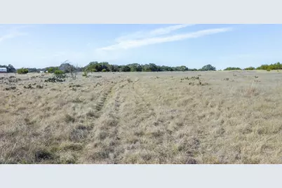 10 Bluestem Lane, Lampasas, TX 76550 - Photo 4