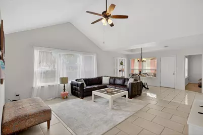 253 Brae Burn Circle, Meadowlakes, TX 78654 - Photo 2