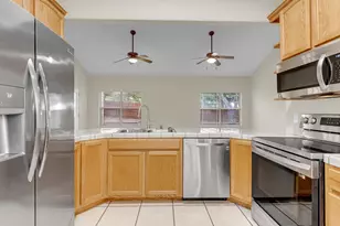 122 Eagle Point Dr, Kingsland, TX 78639 - Photo 6