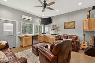 2500 Co Rd 403, Marble Falls, TX 78654 - Photo 20