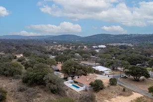 1109 Co Rd 132A, Kingsland, TX 78639 - Photo 4