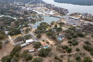 1109 Co Rd 132A, Kingsland, TX 78639 - Photo 6