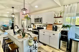 800 Lakeway, Burnet, TX 78611 - Photo 4