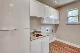 3217 Douglas Dr, Horseshoe Bay, TX 78657 - Photo 10