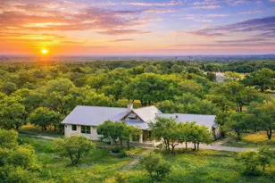 232 Crooked Oak Ln, Round Mountain, TX 78663 - Photo 1