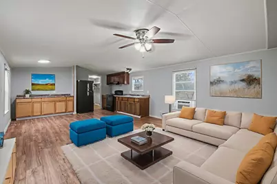 919 Austin Street, Kingsland, TX 78639 - Photo 4