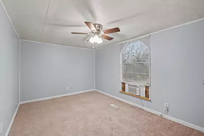 919 Austin St, Kingsland, TX 78639 - Photo 10