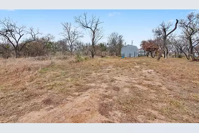 919 Austin St, Kingsland, TX 78639 - Photo 4