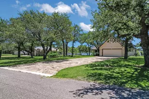 106 Agarita Dr, Burnet, TX 78611 - Photo 8