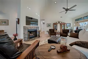518 E Bluebriar Dr, Granite Shoals, TX 78654 - Photo 6